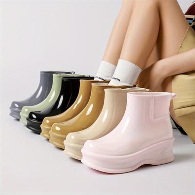 Bottes de pluie d'extérieur élégantes pour femmes, style japonais-coréen - Tige en PVC antidérapant de haute qualité, semelle intérieure en EVA amortissante et doublure en tissu, design à bout rond