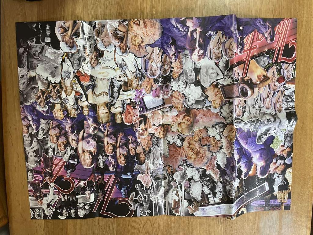 [USED] First limited edition poster included BLACKPINK ROSÉ -R- Album ROSE