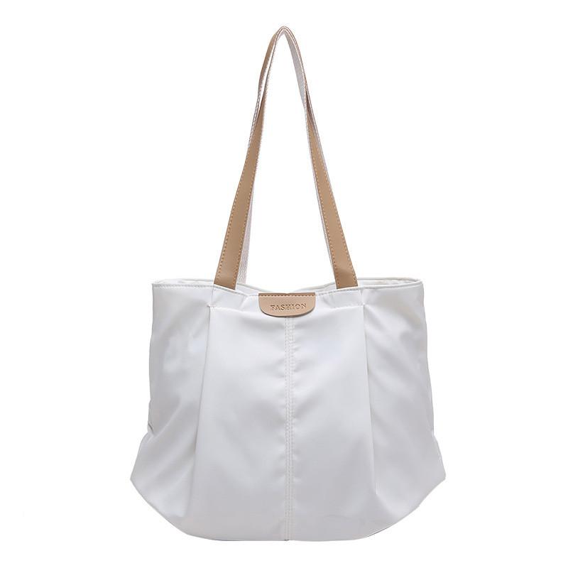 Chic And Spacious Canvas Tote Bag For Women Perfect For Casual Travel And Daily Use