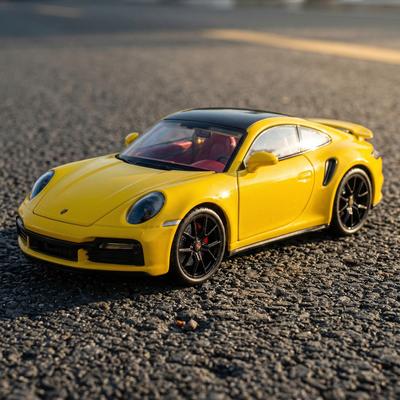 1:24 Porsche 911 Turbo S Supercar Alloy Metal Diecast Model Car Home Decoration & Computer Desktop Ornaments Holiday Present Toy