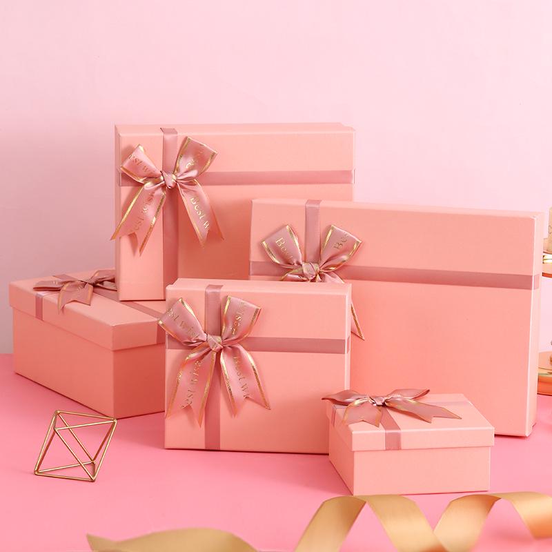Elegant Valentine’s Day Cosmetic Gift Box with Bow - Lipstick Packaging Solution