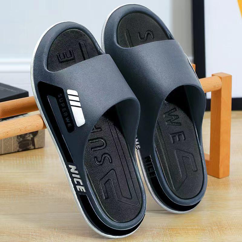 Men's Summer Non-Slip Thick-Soled Slippers - Trendy Outdoor & Home Comfort