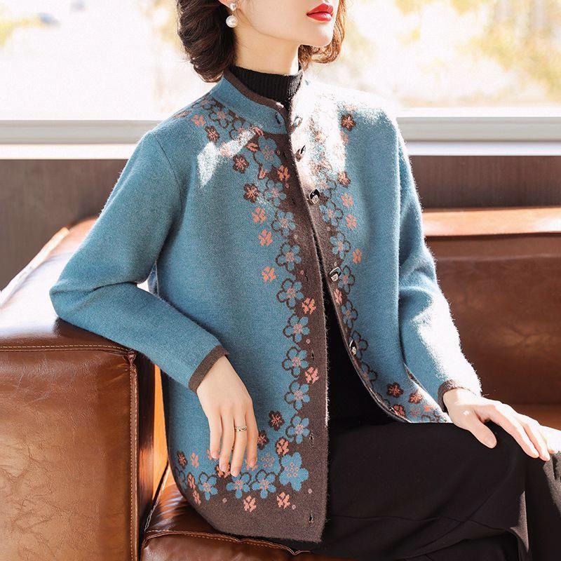 Stylish Spring and Autumn Cardigan for Women: Trendy Short Jacket for Middle-aged and Elderly, Perfect for 50+ Fashion
