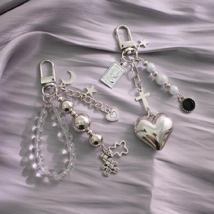 Fashionable Keyring Decor Trendy Love Heart / Bear Charm Hanging Ornament Handbag Bag Car Decorations for Women Men