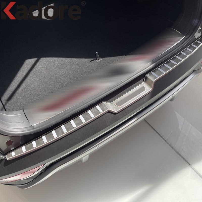 Rear Trunk Bumper Cover Trim For Hyundai Tucson NX4    2024 Steel Car Tailgate Door Sill Plate Guard Pad Accessories