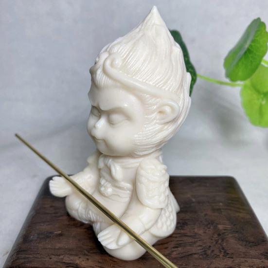 Tagua Wukong Figurka Wielkich Mędrców Równoważących Niebo Figurka Rzeźba Kreskówkowy Król Małp Model Dekoracja Pulpitu Ornament
