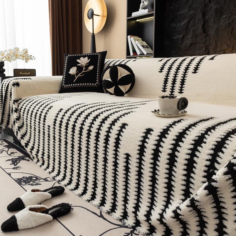 1pc Plush Sofa Cover - Modern Black & White Geometric Pattern,it for 1/2/3/4-Seater & Sectional Sofas - Luxury Living Room Decor