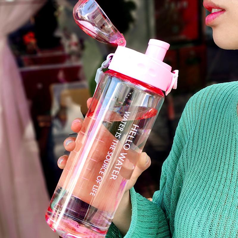 780 ml Aktive Wasserflasche für Kinder Leichte Wasserflasche Trinkgeschirr Outdoor-Aktivität Fahrradflasche Kinder Schüler Schulsachen
