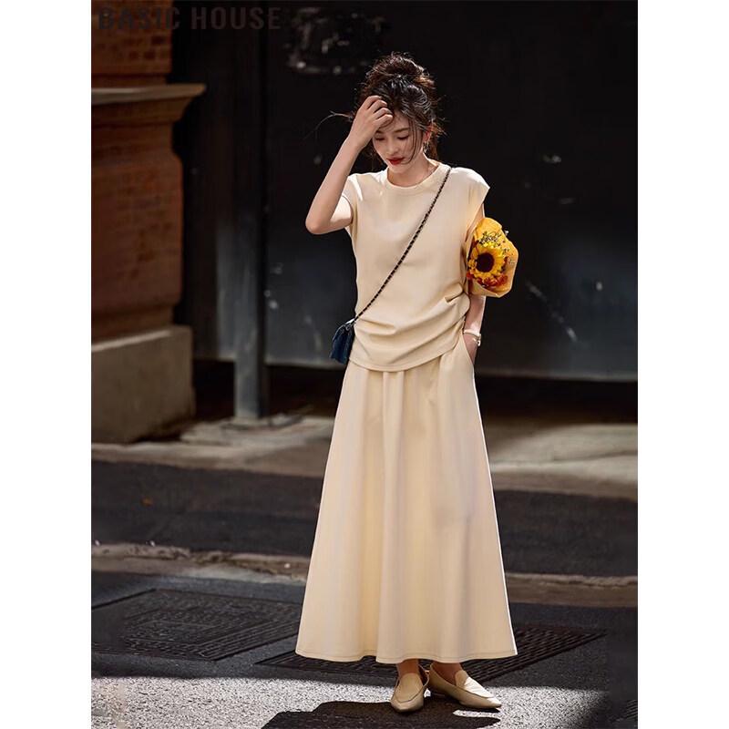 Basic House Women s Sleeveless T-Shirt & High-Waist Skirt Set M