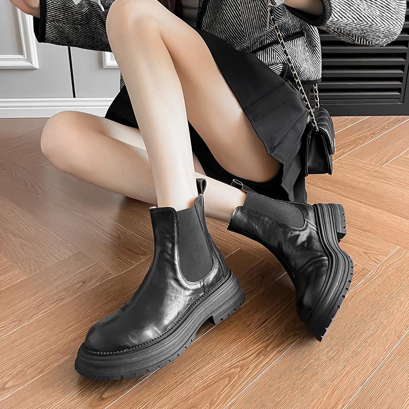 Chelsea Short Boots for Women with Hand-grabbing Leather Thick-soled Retro British Style Autumn and Winter Style Elastic One-foot Boots