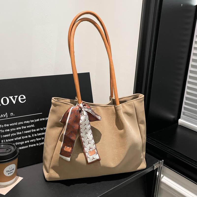 Women Comfortable Simple Shoulder Bag Large Capacity  Versatile Texture Storage Bags Fashiable Commuter Handle Bag with Scarf