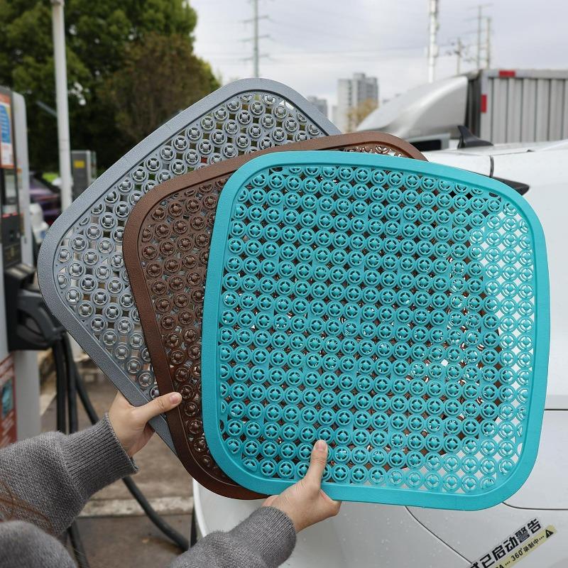 Car Honeycomb Seat Cushions Soft and Comfortable Cushion Breathable Cool Seat Cushion Four Seasons Universal Ice Pad Interior
