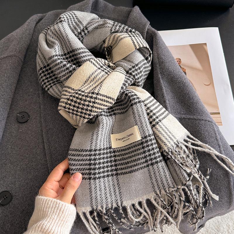 Exquisite The Striped Checkered Large Shawl Exudes An Elegant and Noble Style. It Is A Warm Autumn and Winter Scarf with A High End Touch 