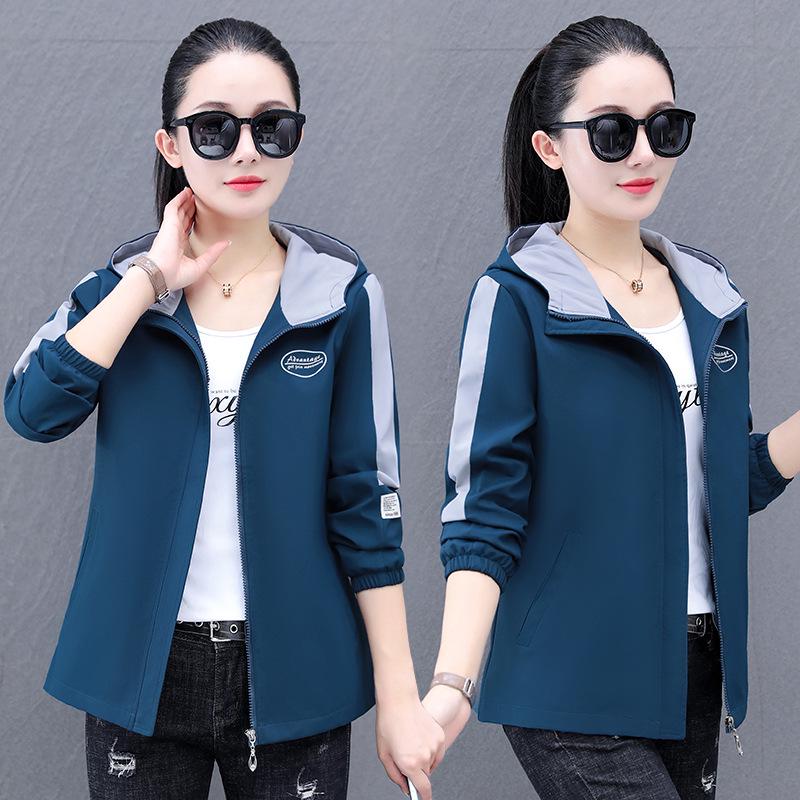 

Женская тонкая куртка с капюшоном: Универсальный короткий повседневный топ в корейском стиле весна/осень 2025 года для мам среднего возраста M (80-95 jin) синий