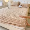 Modern Home Embossed Mattress Protector Bed Sheet Pillowcase Set Antiallergic Thickened Mattress Cover Grid-shaped Bed Cover