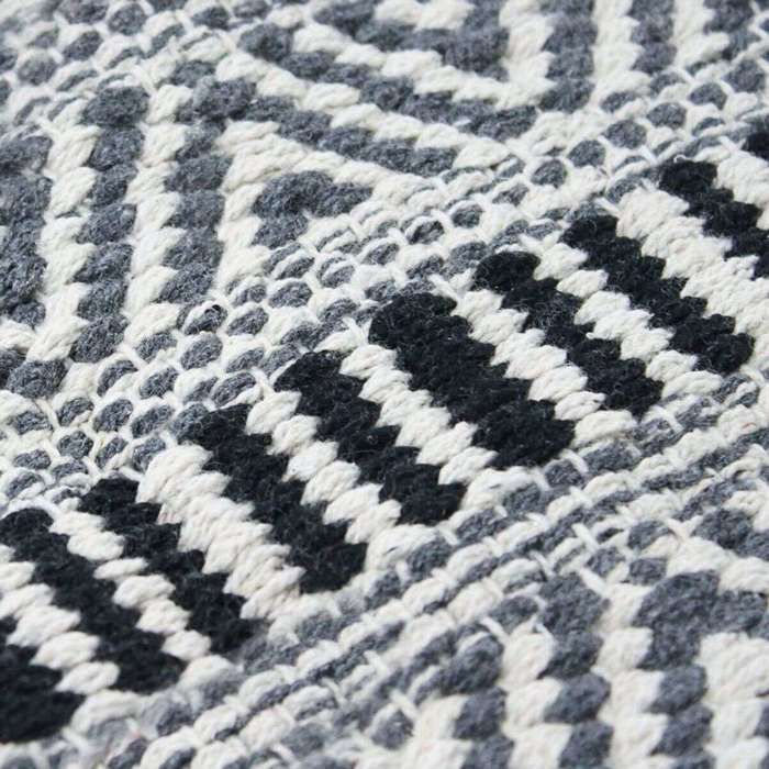 White-black Cotton Rug 120x170