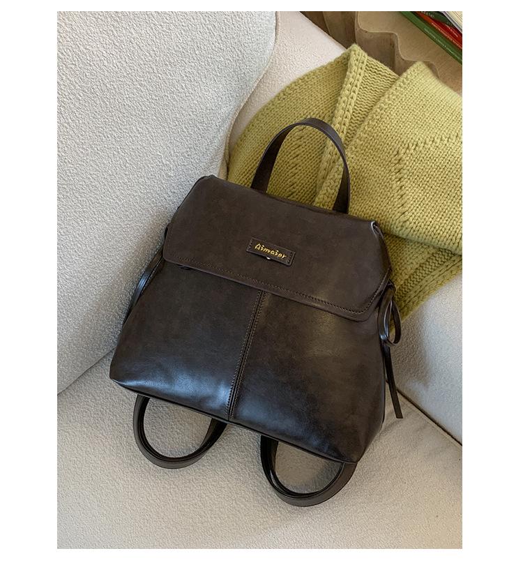 

Large capacity retro commuter backpack bag women s new niche leisure travel backpack class bag