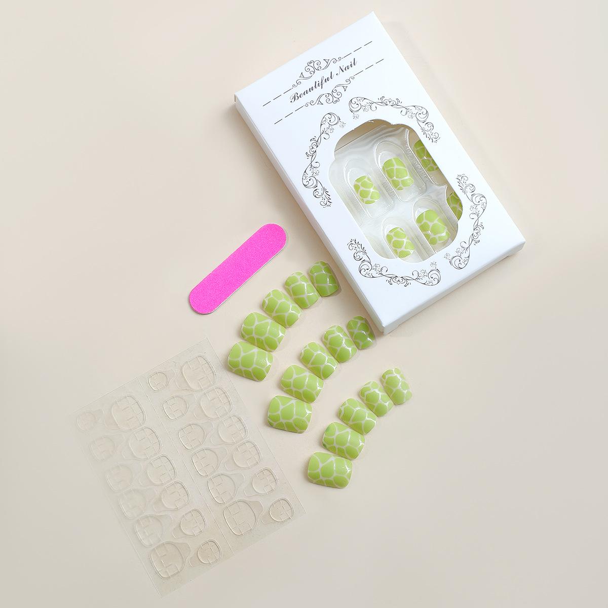 

Cross-Border Green Tortoiseshell Manicure: Simple Sweet Wearable False Nails