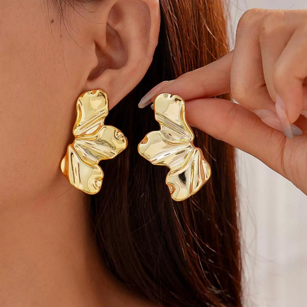 Large Gold Color 3D Textured Flower Drop Earrings For Women Fashion Vintage Geometric Dangle Earring Statement Jewelry Gift