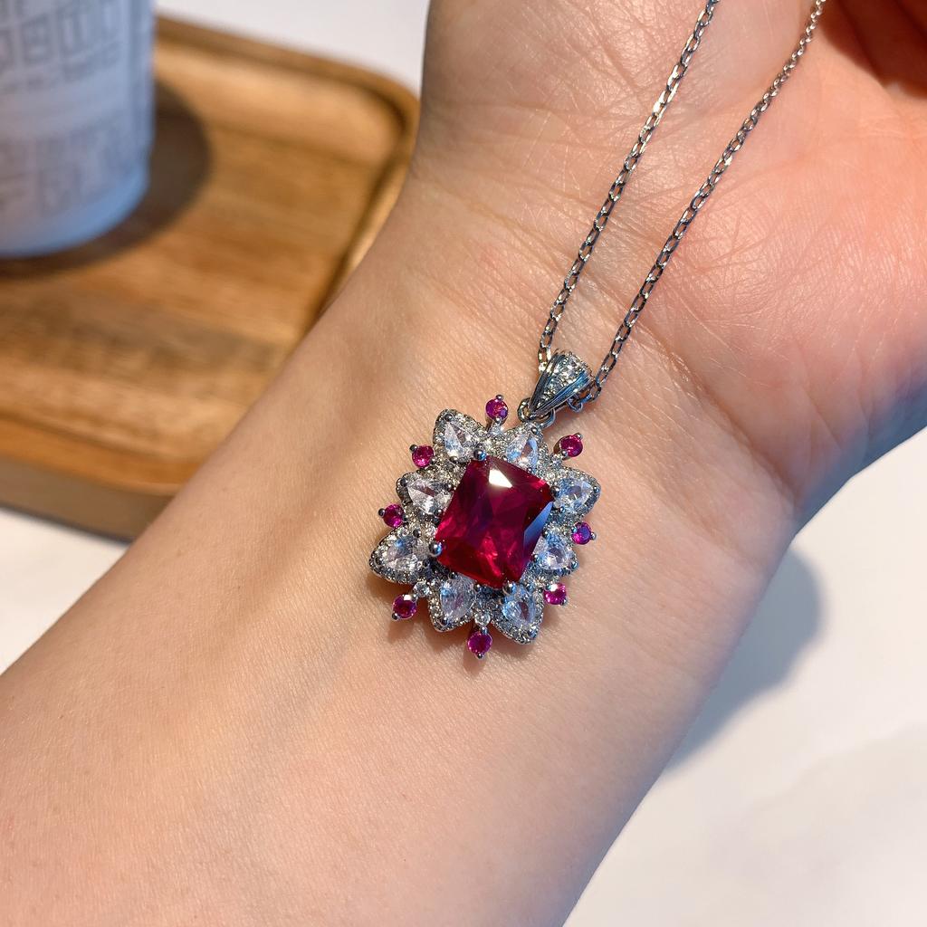 Goods: Cross Border Square Inlaid Simulated Red Corundum Ring Emerald Necklace Jewelry Set