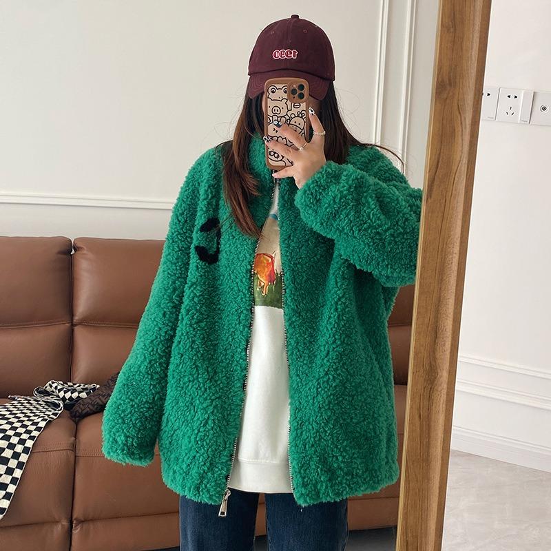 Large size fat mm autumn and winter new thickened fried street design sense loose and thin plush baseball jacket women