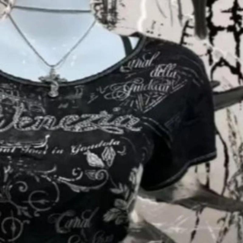 Camiseta de Manga Corta American Vintage Y2K Punk Rock con Pedrería de Cristal para Mujer Años 2000 Slim Sexy Casual Moda Ropa de Verano Ins