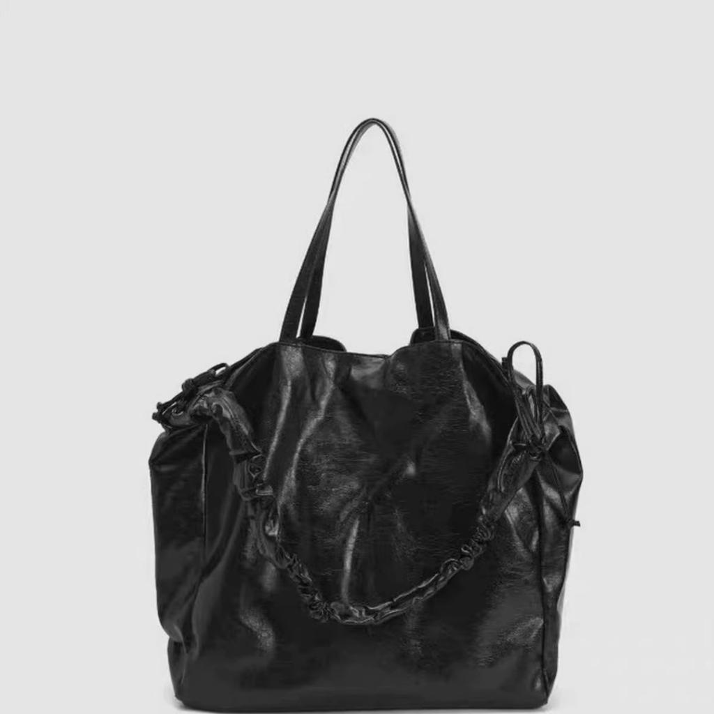 Niche Design Underarm Bag Women's Bag Spring and Summer New Casual Trend Tote Bag Large Capacity Shoulder Messenger Bag