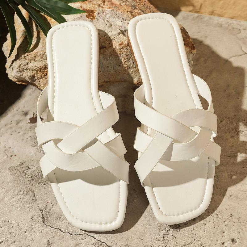Fashion Flat Slippers 2025 Square Toe Summer Outside Fashion Slip Sandals New Beach French Premium Open Toe