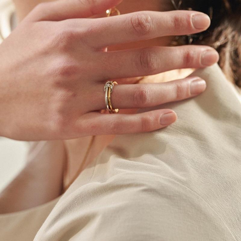 Unique Personality, High-End Metal Plain Ring, Two-Ring Gold And Silver Contrasting Color Ring, Niche Fashion Simple Light Luxury Ring