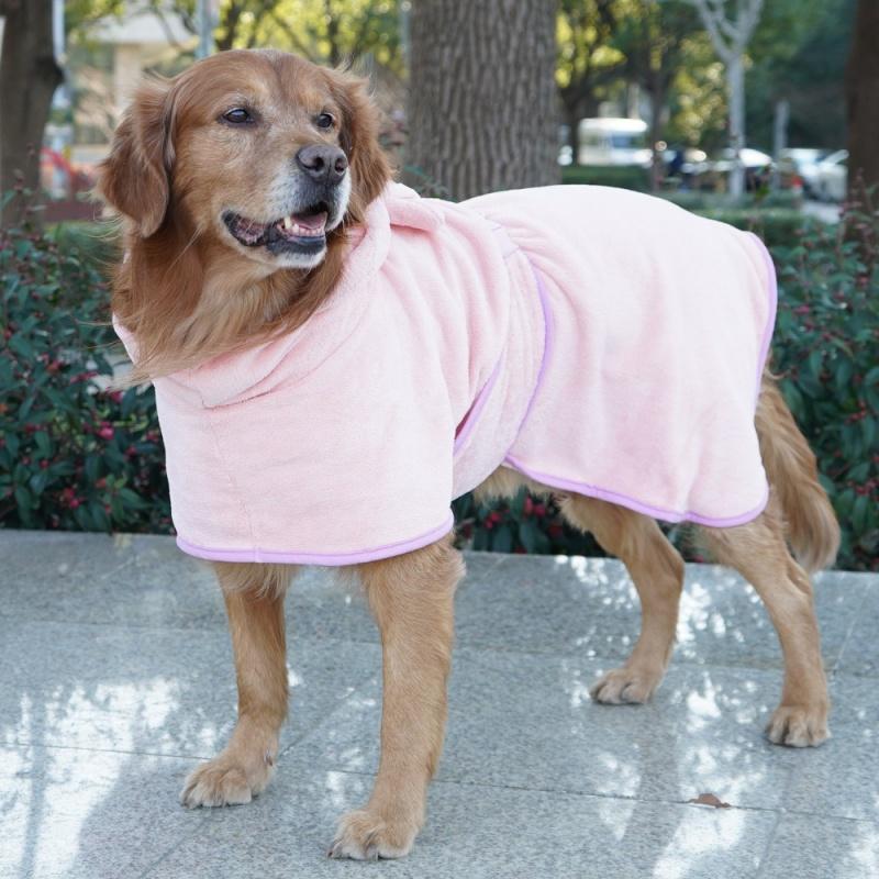 Dog Bathrobe Super Absorbent Pet Towel Bathrobe Bath Towels Quick-Drying Cat Dog Bath Towel Bath Supplies Dog Towel Microfiber