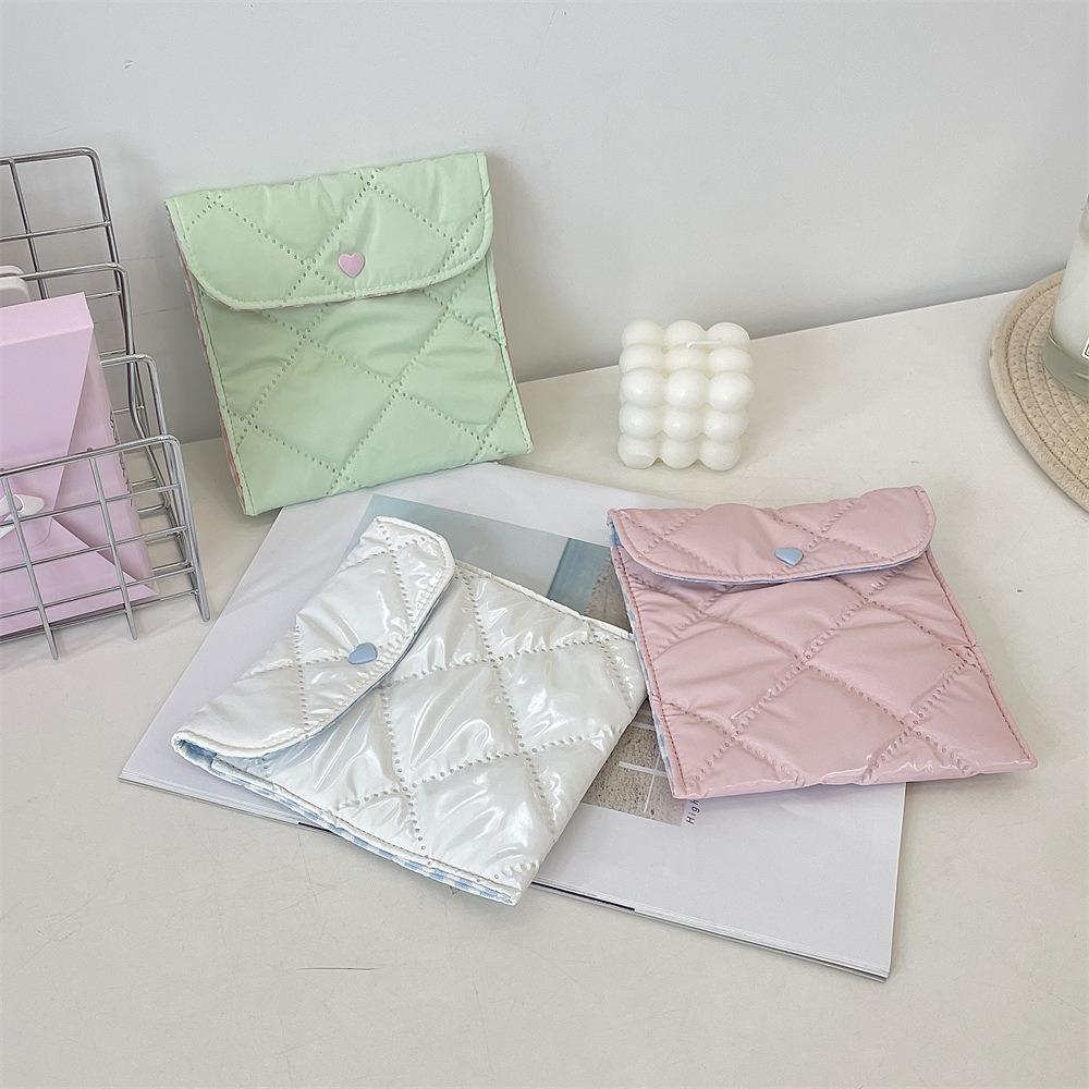 Portable Sanitary Napkin Storage Bag Large Capacity Plaid Cosmetic Bags Gifts Coin Purse