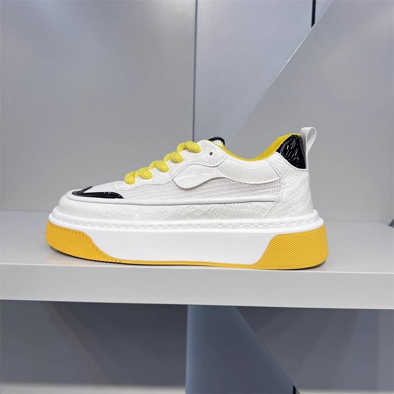 New Men's Simple and Lightweight Sneakers Thick soled Height Increasing Breathable Casual Running Shoes Zapatos para hombres