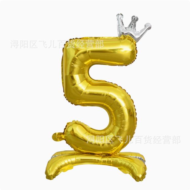 Number 5 Foil Balloon with Standing Base and Crown Design Suitable for Birthday Party Decoration and Celebration Events