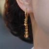 Squisiti Orecchini Pendenti Medi con Nappa di Strass Viola - Trendy, Clip per Orecchie Snellenti con un Fascino Fresco e alla Moda.