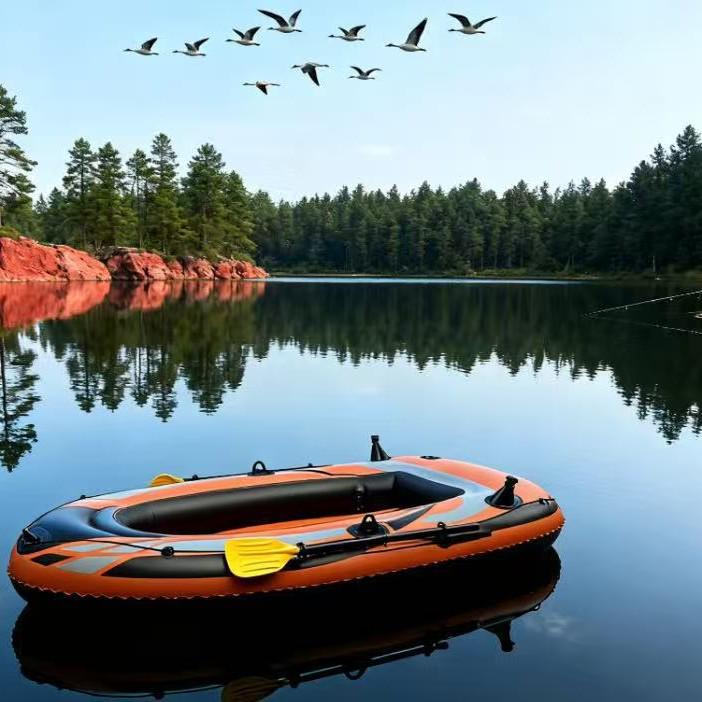 Barca da Pesca Kayak Gonfiabile in PVC: Pieghevole, Portatile e Design a Tre Camere d'Aria