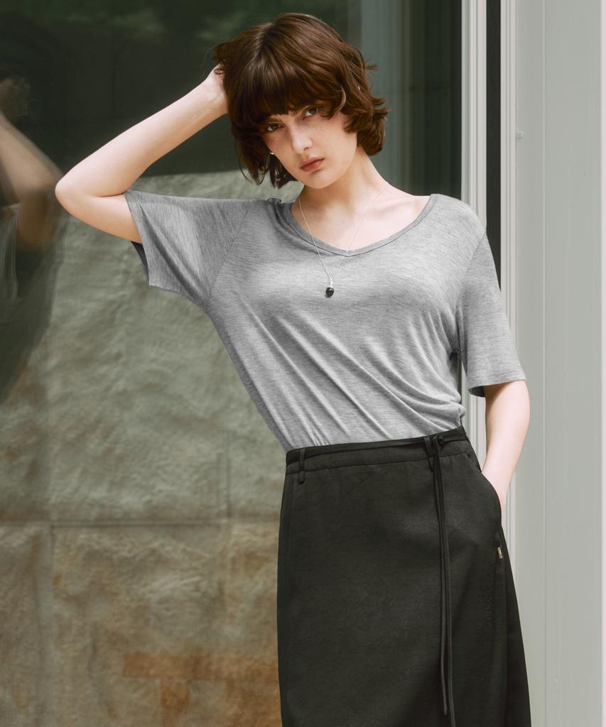 ZEROSTREET [2 Colors] Lezero Loose Fit V-Neck Short Sleeve T-Shirt