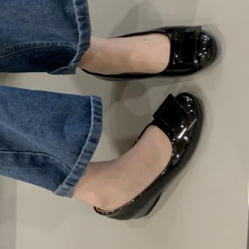 Nude Square Buckle Light Mouth Single Shoes Women's 2025 Summer New French Round Head Soft Sole Flats