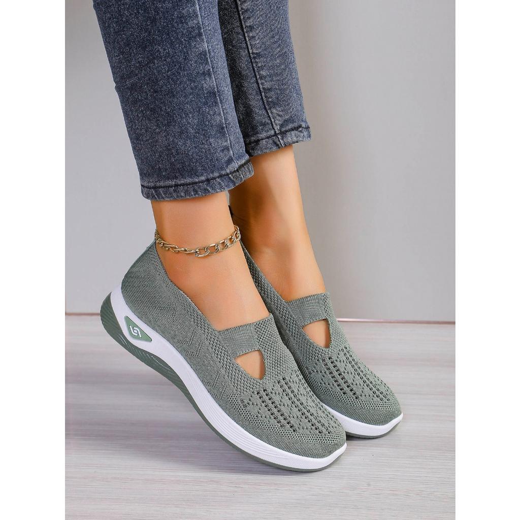 Spring and Summer Large Size Casual Comfortable Ladies Cloth Shoes One Foot Stirrup Flyweave Mesh Shoes Women's Shoes