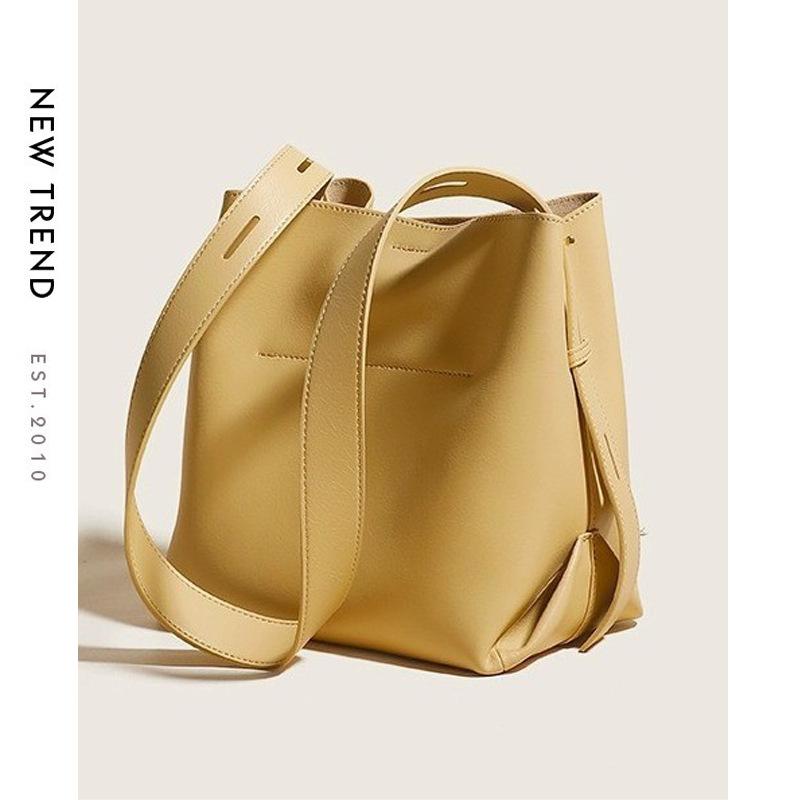 Cowhide Bag for Women Versatile Commuter Shoulder Bag New Fashion Tote Bag Large Capacity Genuine Leather Crossbody Bag for Women