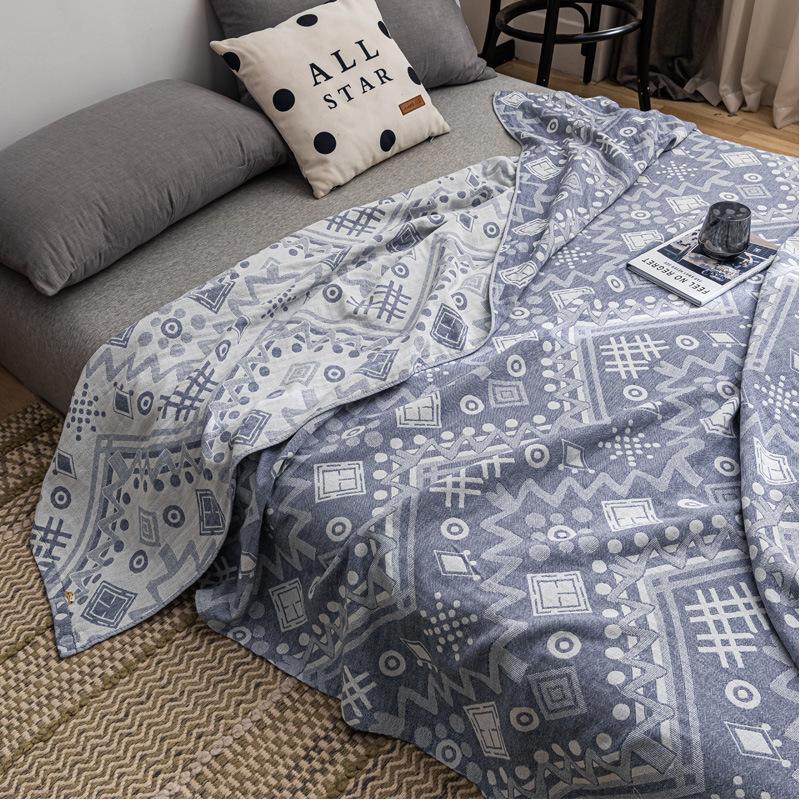 The New Cotton Four-layer Gauze Towel Quilt Is Covered with A Nap Air Conditioning Blanket and A Summer Cool Quilt and A Casual Blanket All Cotton