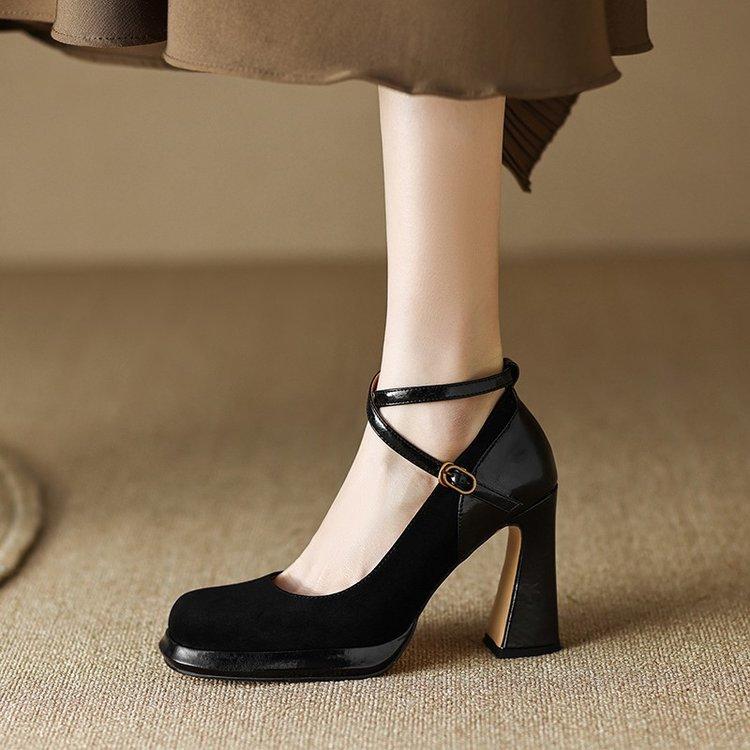 

Real soft leather black high heels women s thick heels wedding shoes Mary Jane 2025 new cross-strap square head shallow mouth single shoes 35