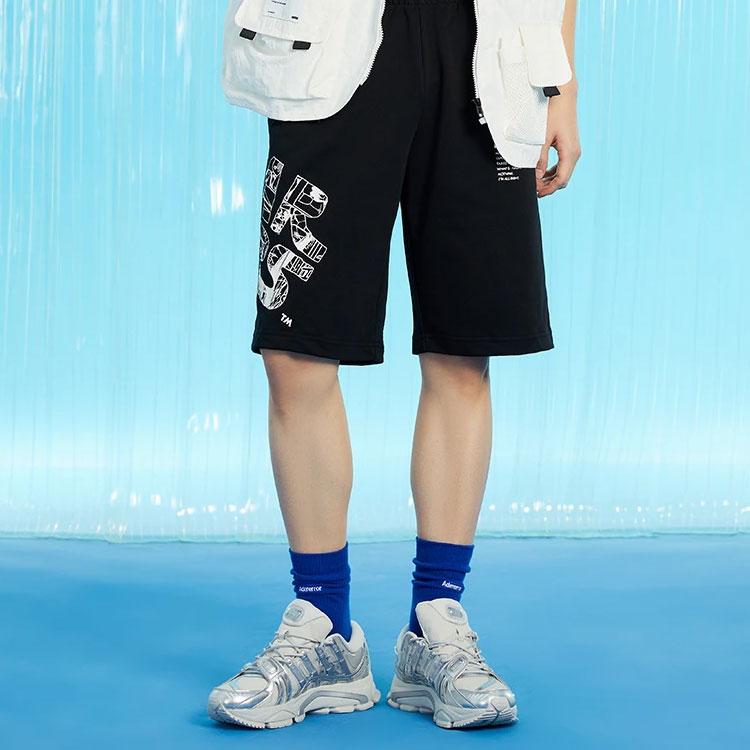 Li-Ning X Star Wars SS22 Co-Branded Solid Color Letter Elastic Waist Straight-Leg Casual Shorts Men Bottoms Black AKSS499-1