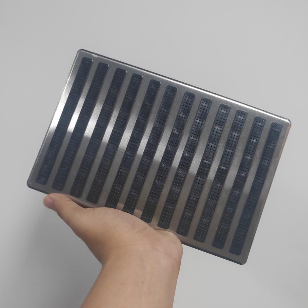 

1 шт. Универсальный автомобильный коврик для пола, накладка под пятку, педальная накладка 23.5X16см 1pc чёрный