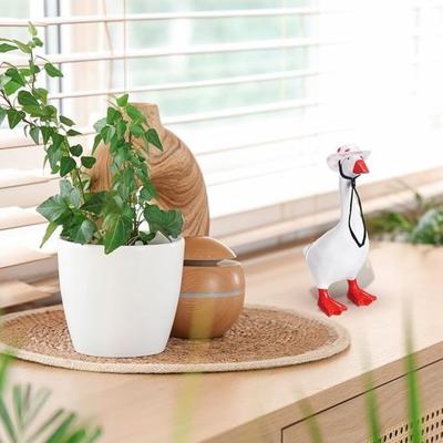 Fun Resin Mini Desk Goose Hat with Rope Statue Outfit Cowboy Hat Shelf Decor Goose Headwear for 7 Inch Goose