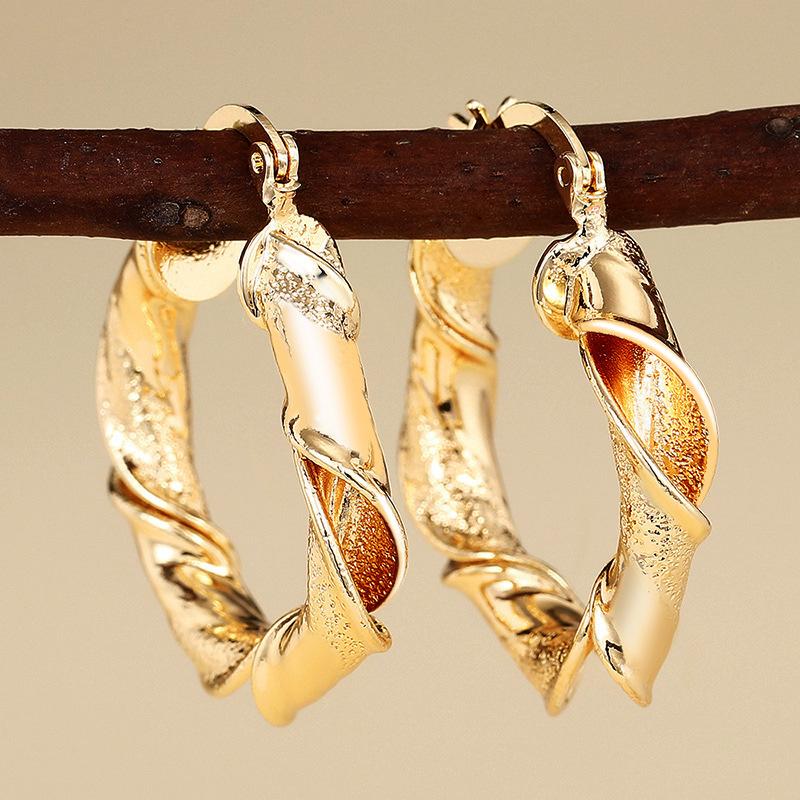 Twisted Two Tone Textured Hoop Huggie Earrings Irregular Designer Daily Women Jewelry