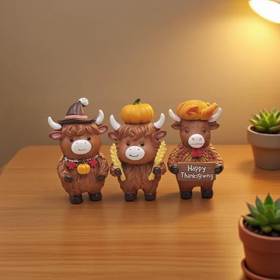 Christmas Highland Cattle Statue Thanksgiving Day Pumpkin Highland Cow Figurine Sculpture Home Office Desktop Decoration Ornament