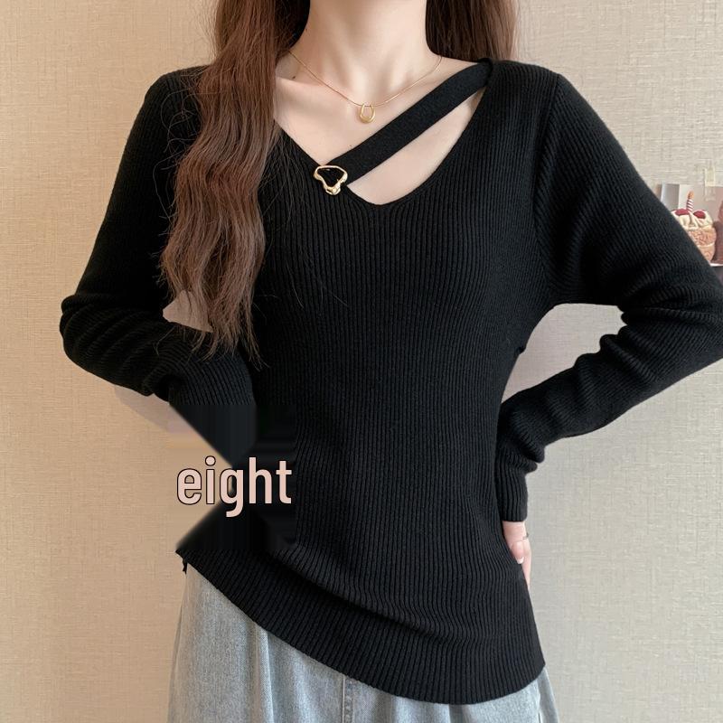 2026 Fall/Winter Women's Knit Sweater with Hollow Neck Design