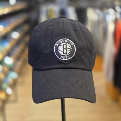 Cappellino da baseball morbido NBA Unisex BKN con logo autentico della squadra N255AP230P (19)
