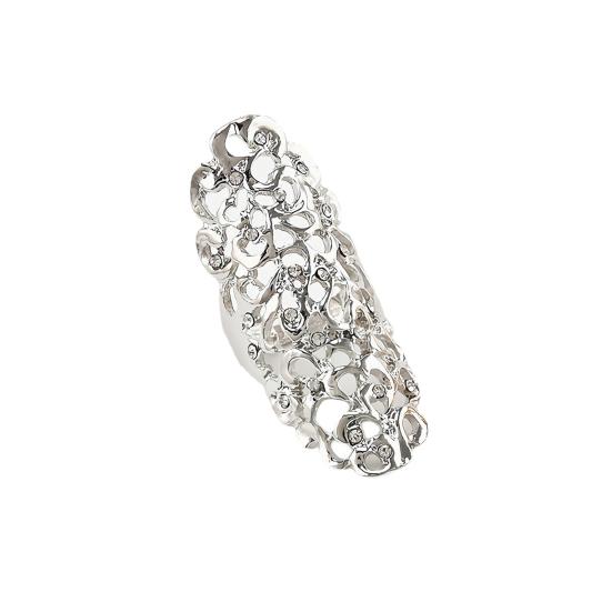 

Изысканное платье с длинным кольцом и вырезами