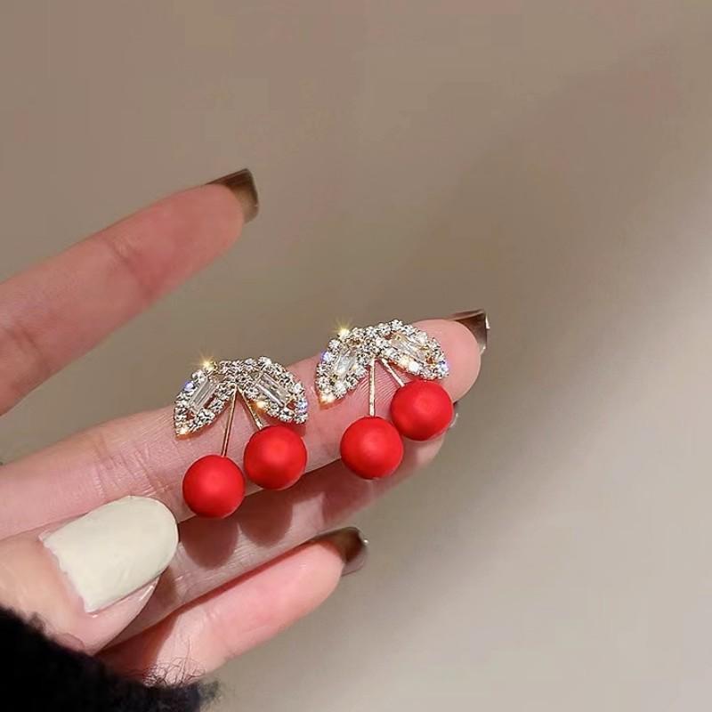 Japanese and Korean Design Sense Fashion Cute Fruit Earrings Female Creative Girl Heart Sweet Cool Stud Earrings Versatile Personality Trendy Earrings